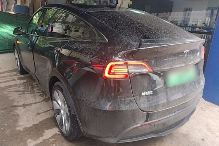 Used Tesla Model Y 2022 Rear-Wheel-Drive Version Rear Left 45 Deg