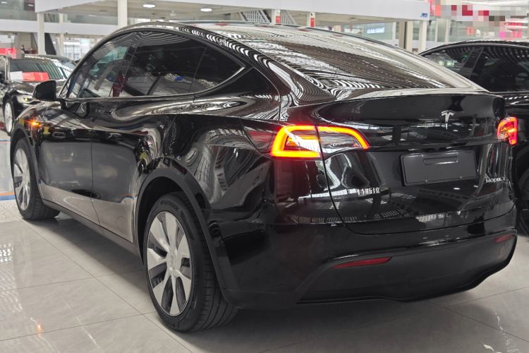 Used Tesla Model Y 2022 Revised Version Long-Range All-Wheel Drive Rear Left 45 Deg