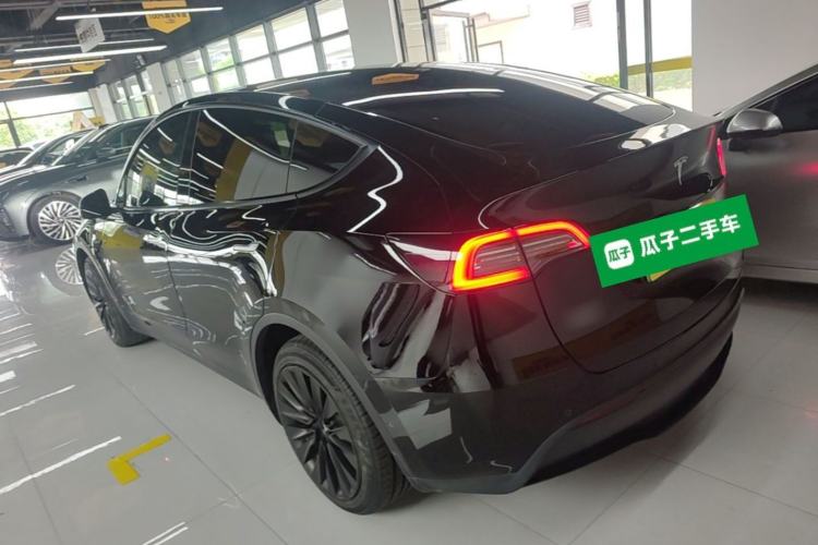 Used Tesla Model Y 2022 Rear-Wheel-Drive Version Rear Left 45 Deg