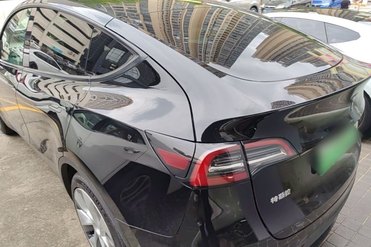 Used Tesla Model Y 2022 Rear-Wheel-Drive Version Rear Left 45 Deg