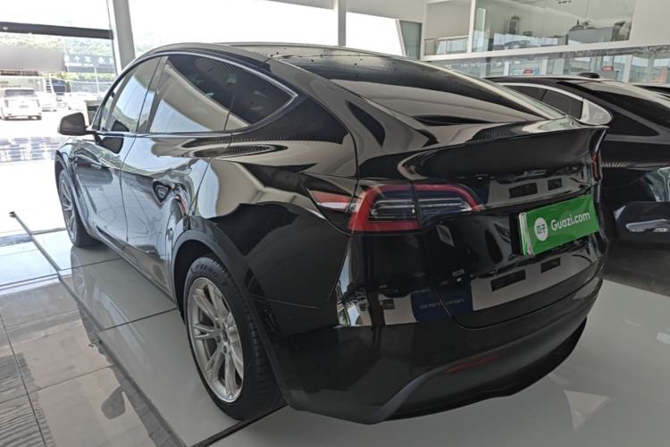 Used Tesla Model Y 2022 Rear-Wheel-Drive Version Rear Left 45 Deg