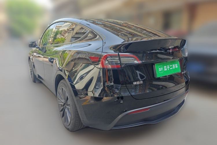 Used Tesla Model Y 2022 Long-Range All-Wheel-Drive Version Rear Left 45 Deg
