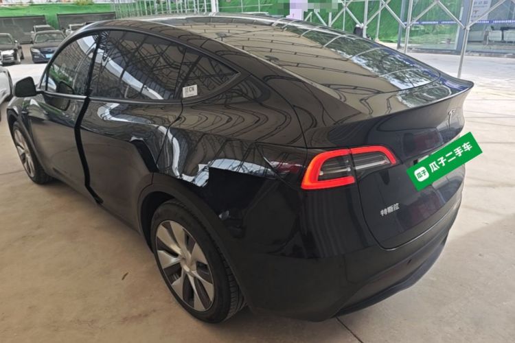 Used Tesla Model Y 2022 Rear-Wheel-Drive Version Rear Left 45 Deg