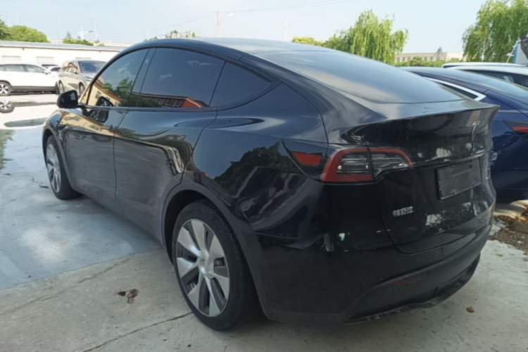 Used Tesla Model Y 2022 Rear-Wheel-Drive Version Rear Left 45 Deg