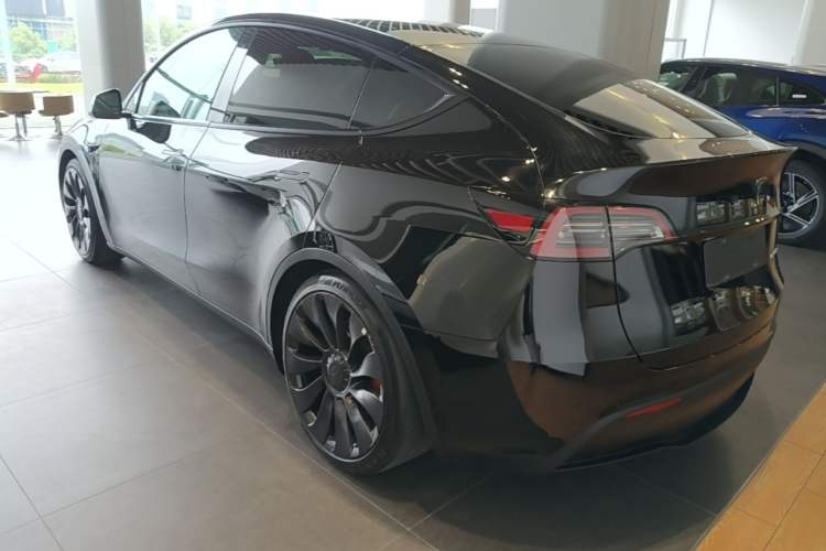 Used Tesla Model Y 2022 Performance High-Performance All-Wheel-Drive Version Rear Left 45 Deg