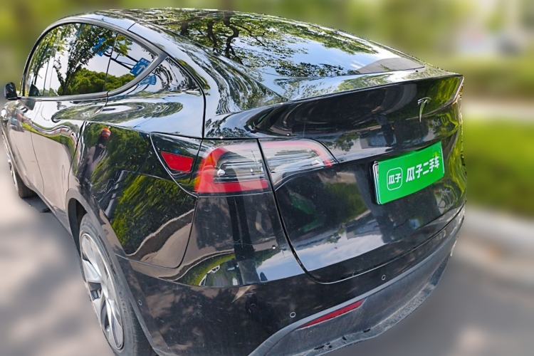 Used Tesla Model Y 2022 Rear-Wheel-Drive Version Rear Left 45 Deg