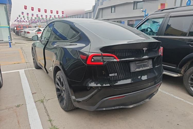 Used Tesla Model Y 2022 Long-Range All-Wheel-Drive Version Rear Left 45 Deg