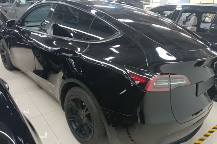 Used Tesla Model Y 2022 Rear-Wheel-Drive Version Rear Left 45 Deg