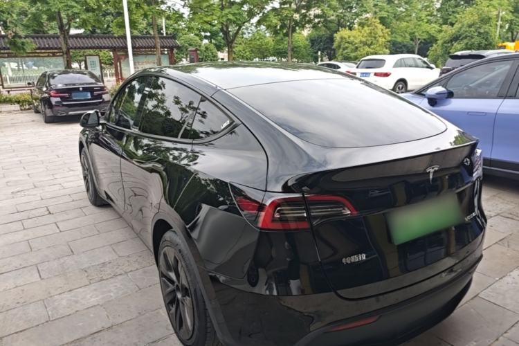 Used Tesla Model Y 2022 Rear-Wheel-Drive Version Rear Left 45 Deg
