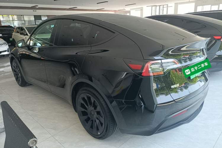 Used Tesla Model Y 2022 Rear-Wheel-Drive Version Rear Left 45 Deg