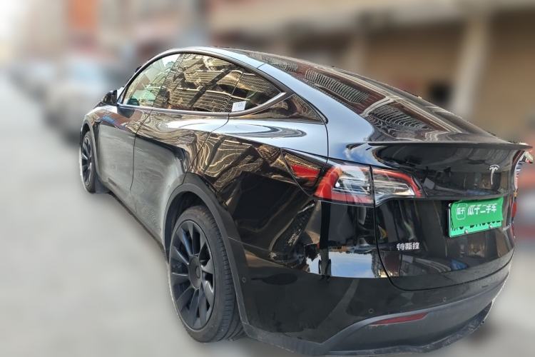 Used Tesla Model Y 2022 Long-Range All-Wheel-Drive Version Rear Left 45 Deg