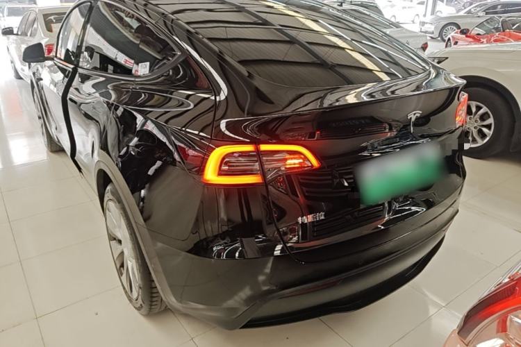 Used Tesla Model Y 2022 Rear-Wheel-Drive Version Rear Left 45 Deg