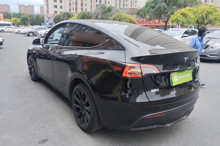 Used Tesla Model Y 2022 Long-Range All-Wheel-Drive Version Rear Left 45 Deg