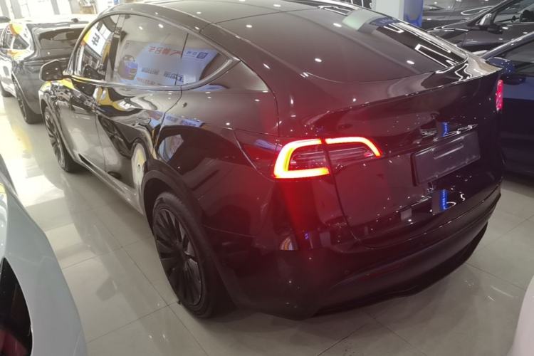 Used Tesla Model Y 2022 Revised Version Long-Range All-Wheel Drive Rear Left 45 Deg