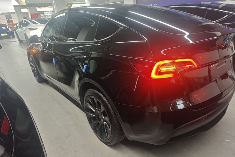 Used Tesla Model Y 2022 Revised Version Long-Range All-Wheel Drive Rear Left 45 Deg