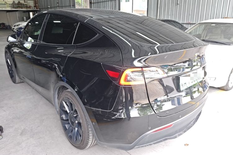 Used Tesla Model Y 2022 Rear-Wheel-Drive Version Rear Left 45 Deg