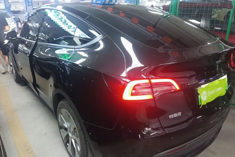 Used Tesla Model Y 2022 Rear-Wheel-Drive Version Rear Left 45 Deg