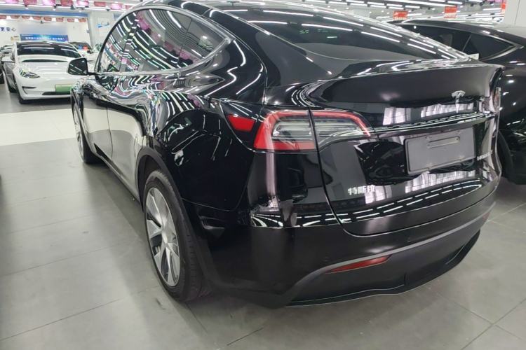Used Tesla Model Y 2022 Long-Range All-Wheel-Drive Version Rear Left 45 Deg