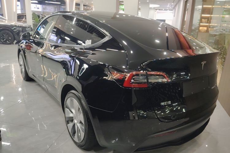 Used Tesla Model Y 2022 Rear-Wheel-Drive Version Rear Left 45 Deg