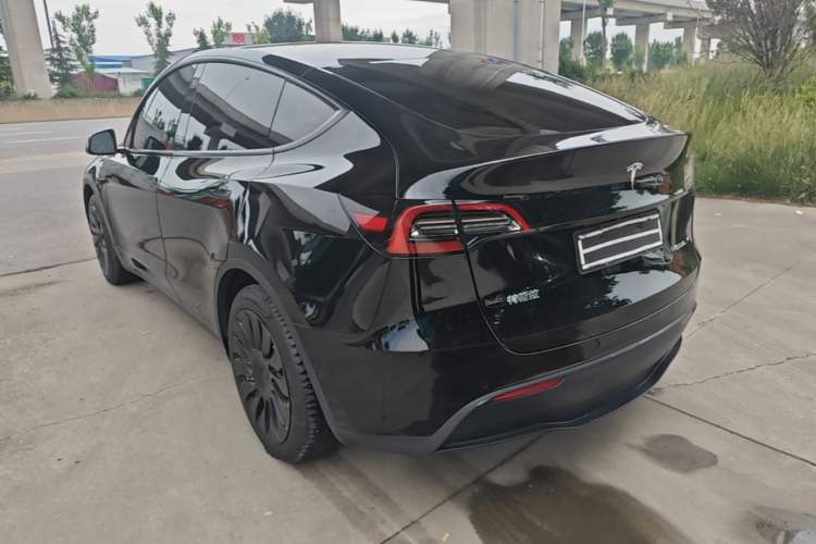 Used Tesla Model Y 2022 Rear-Wheel-Drive Version Rear Left 45 Deg
