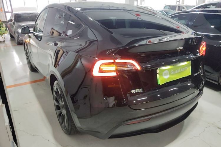Used Tesla Model Y 2022 Rear-Wheel-Drive Version Rear Left 45 Deg