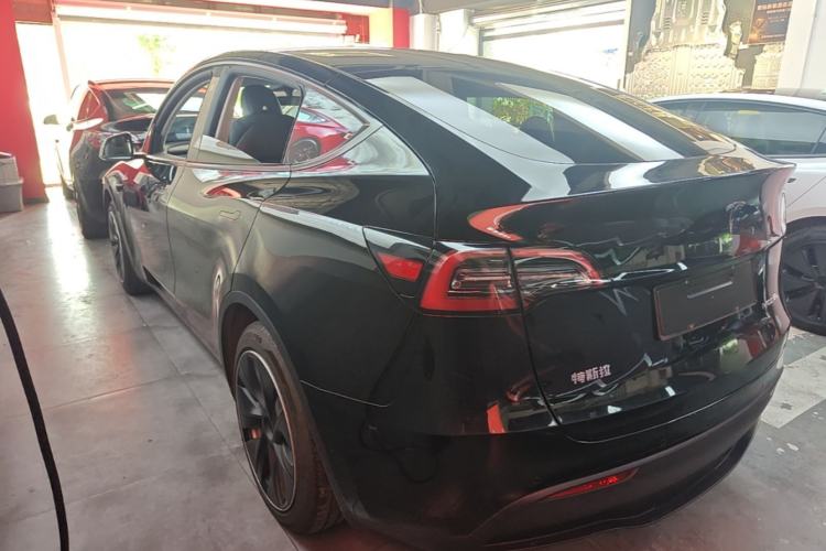 Used Tesla Model Y 2022 Rear-Wheel-Drive Version Rear Left 45 Deg