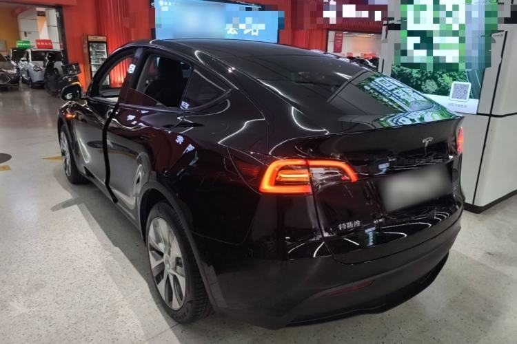 Used Tesla Model Y 2022 Rear-Wheel-Drive Version Rear Left 45 Deg