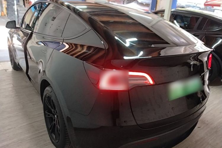 Used Tesla Model Y 2022 Rear-Wheel-Drive Version Rear Left 45 Deg