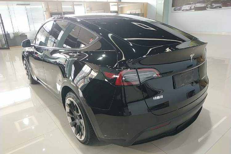 Used Tesla Model Y 2022 Revised Version Rear-Wheel Drive Rear Left 45 Deg