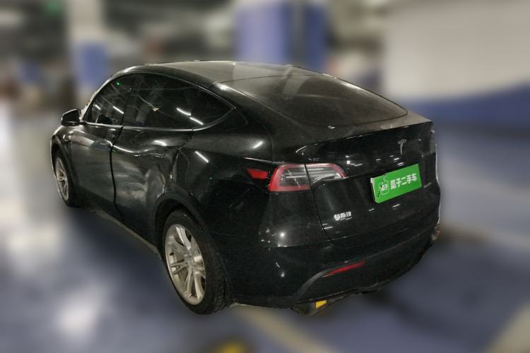 Used Tesla Model Y 2022 Long-Range All-Wheel-Drive Version Rear Left 45 Deg