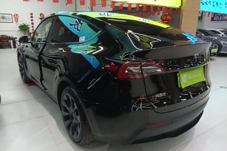 Used Tesla Model Y 2022 Rear-Wheel-Drive Version Rear Left 45 Deg