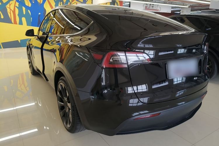 Used Tesla Model Y 2022 Rear-Wheel-Drive Version Rear Left 45 Deg