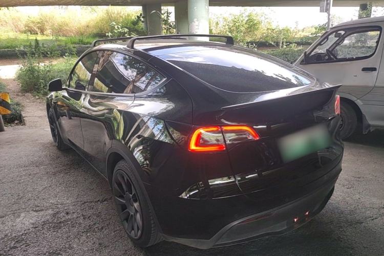 Used Tesla Model Y 2022 Long-Range All-Wheel-Drive Version Rear Left 45 Deg