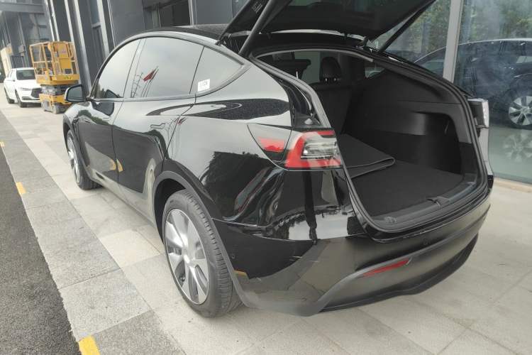 Used Tesla Model Y 2022 Revised Version Rear-Wheel Drive Rear Left 45 Deg
