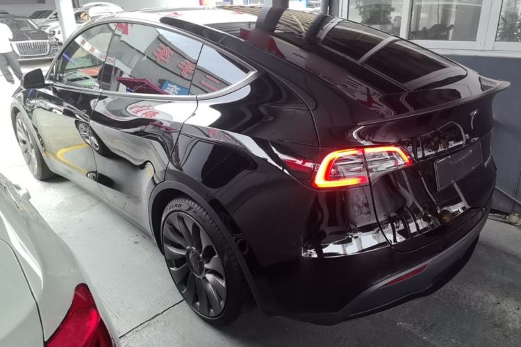Used Tesla Model Y 2022 Performance High-Performance All-Wheel-Drive Version Rear Left 45 Deg