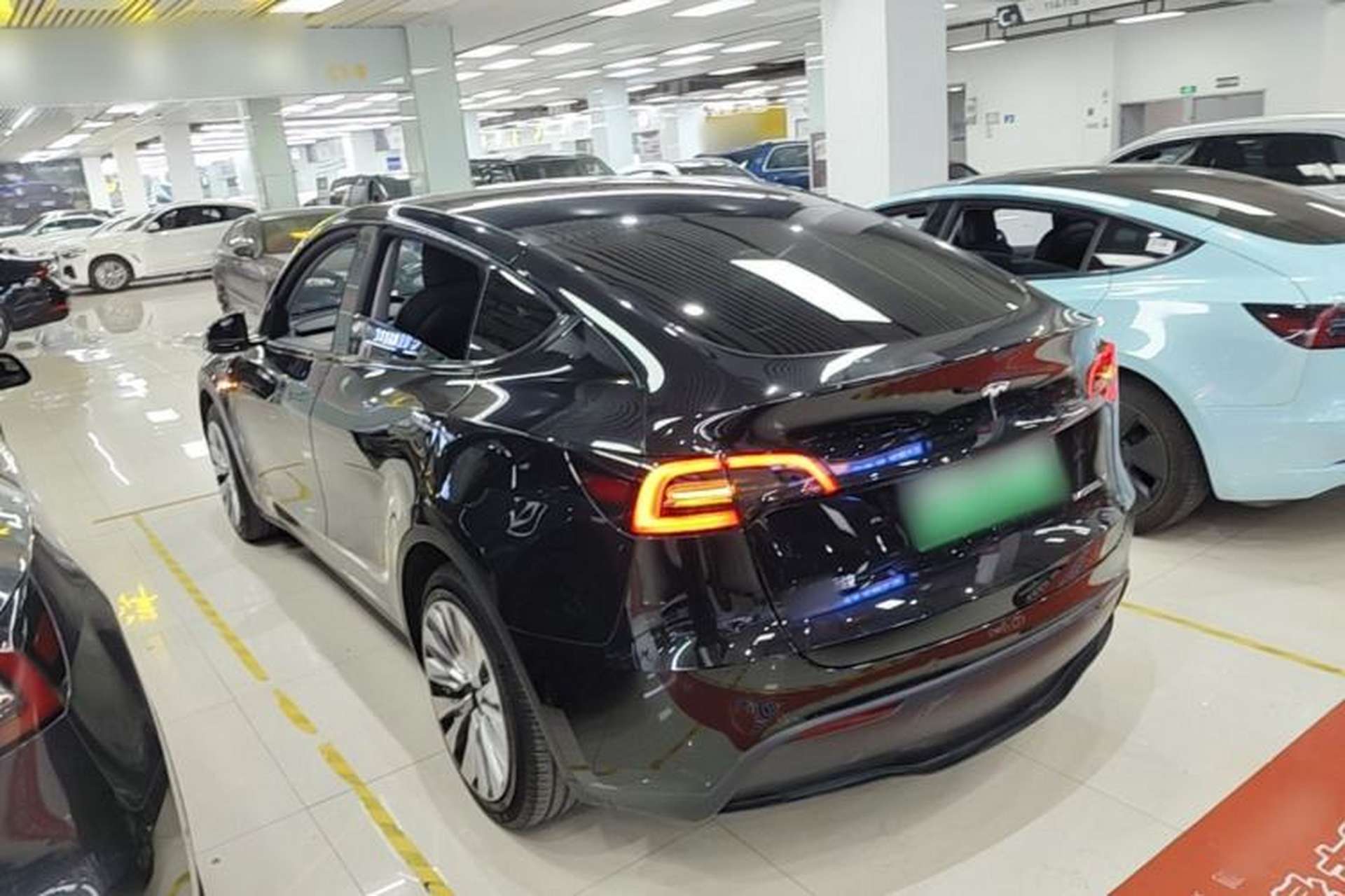 Used Tesla Model Y 2022 Rear-Wheel-Drive Version Rear Left 45 Deg