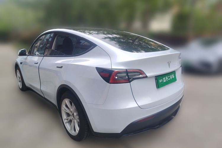 Used Tesla Model Y 2022 Rear-Wheel-Drive Version Rear Left 45 Deg