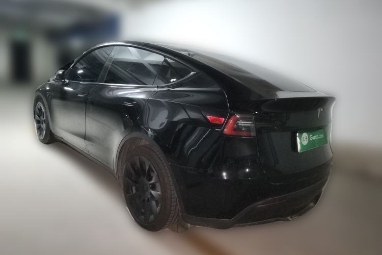 Used Tesla Model Y 2022 Long-Range All-Wheel-Drive Version Rear Left 45 Deg