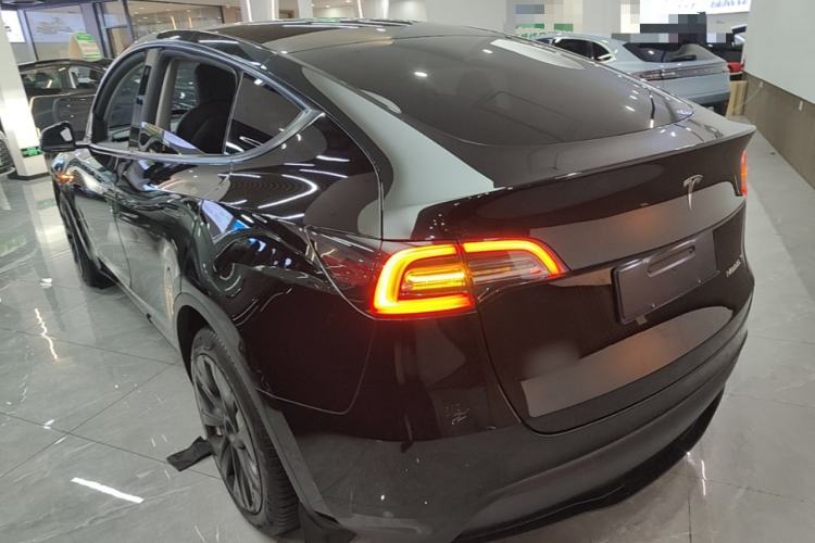 Used Tesla Model Y 2022 Rear-Wheel-Drive Version Rear Left 45 Deg