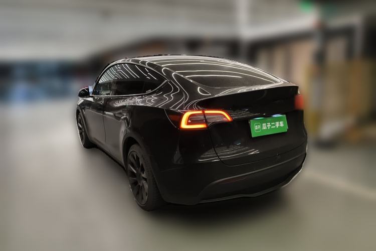 Used Tesla Model Y 2022 Long-Range All-Wheel-Drive Version Rear Left 45 Deg