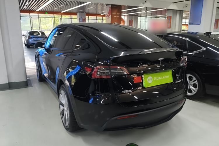 Used Tesla Model Y 2022 Rear-Wheel-Drive Version Rear Left 45 Deg