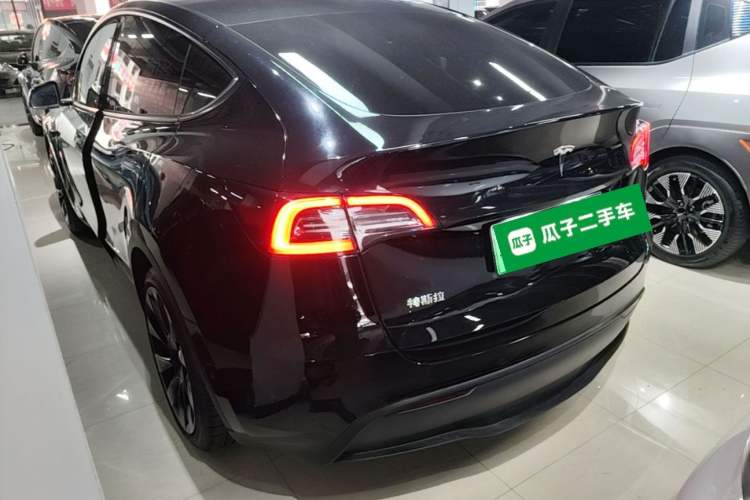 Used Tesla Model Y 2022 Rear-Wheel-Drive Version Rear Left 45 Deg
