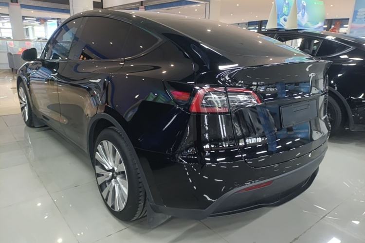 Used Tesla Model Y 2022 Rear-Wheel-Drive Version Rear Left 45 Deg