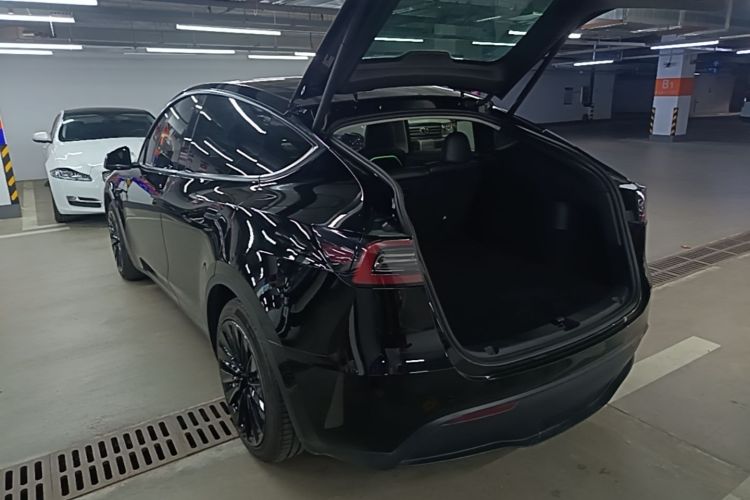 Used Tesla Model Y 2022 Rear-Wheel-Drive Version Rear Left 45 Deg