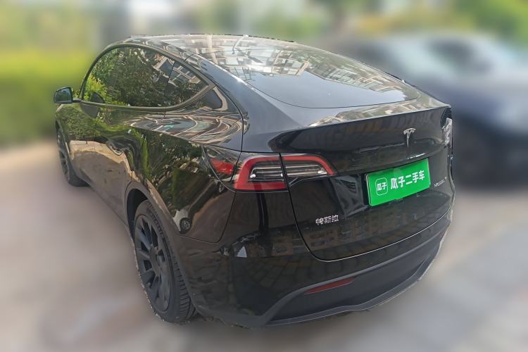 Used Tesla Model Y 2022 Rear-Wheel-Drive Version Rear Left 45 Deg
