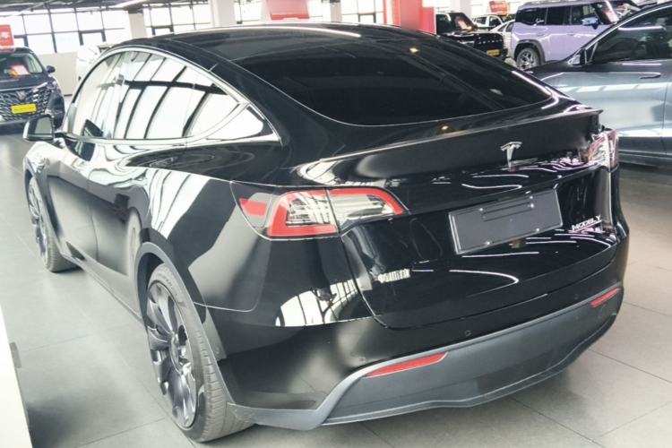Used Tesla Model Y 2022 Performance High-Performance All-Wheel-Drive Version Rear Left 45 Deg