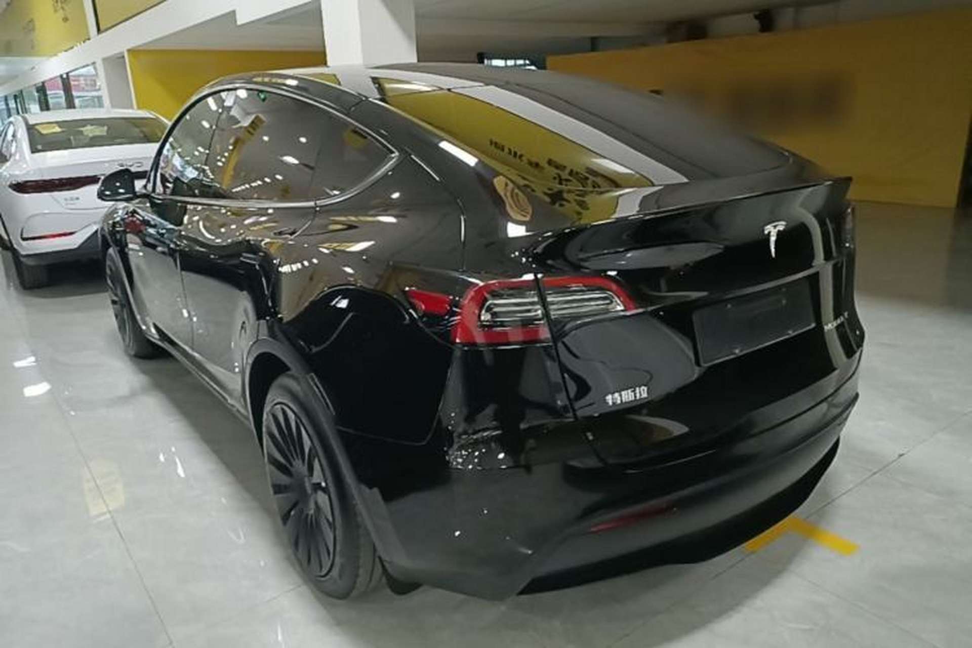 Used Tesla Model Y 2022 Revised Version Rear-Wheel Drive Rear Left 45 Deg