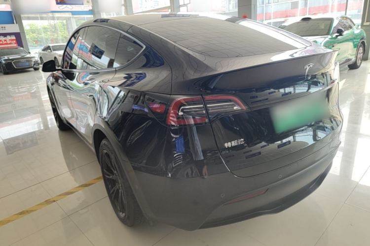 Used Tesla Model Y 2022 Rear-Wheel-Drive Version Rear Left 45 Deg