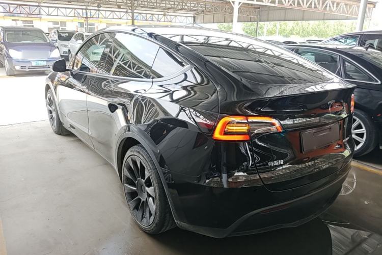 Used Tesla Model Y 2022 Rear-Wheel-Drive Version Rear Left 45 Deg