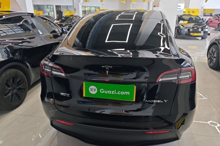 Used Tesla Model Y 2022 Long-Range All-Wheel-Drive Version Rear